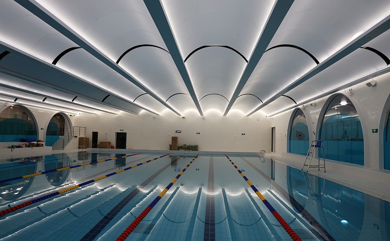 亞朵酒店游泳池@弧形鋁單板